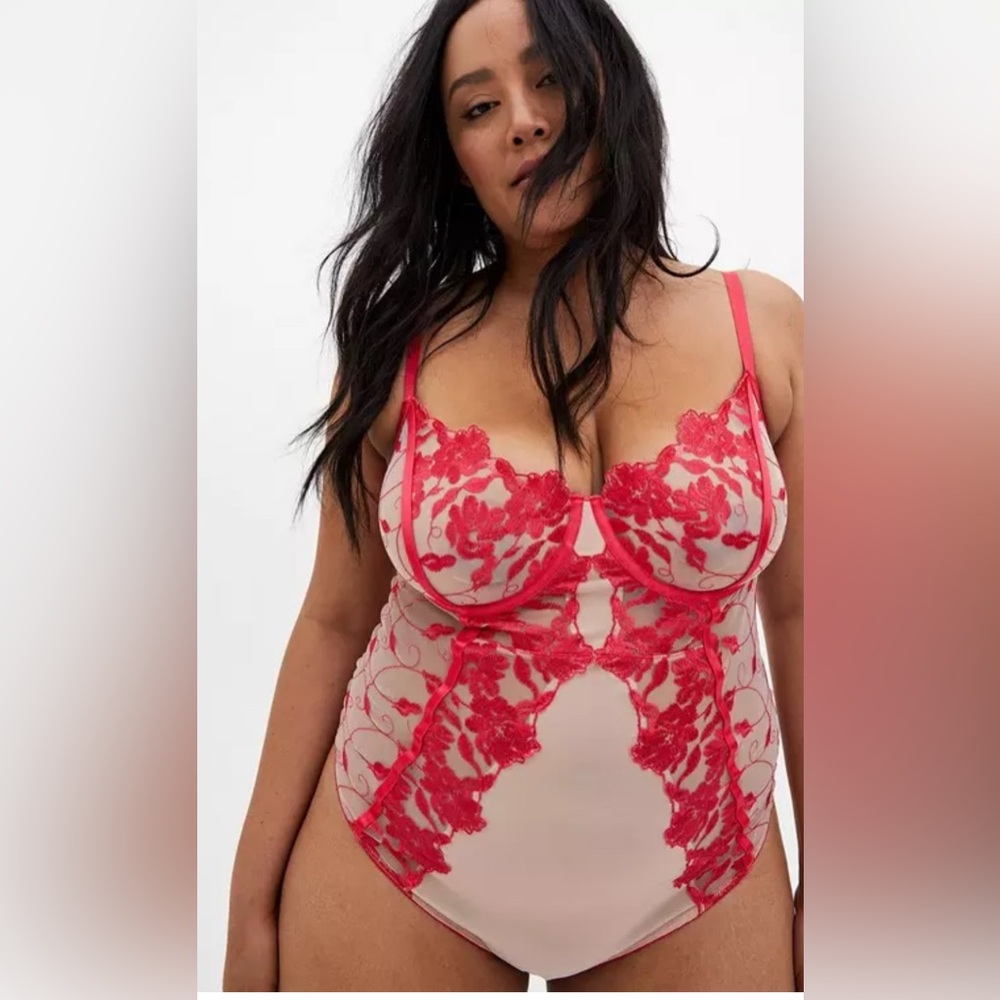 Pretty Torrid Bodysuit in Coral Mesh and Floral Red Lace Design 3x